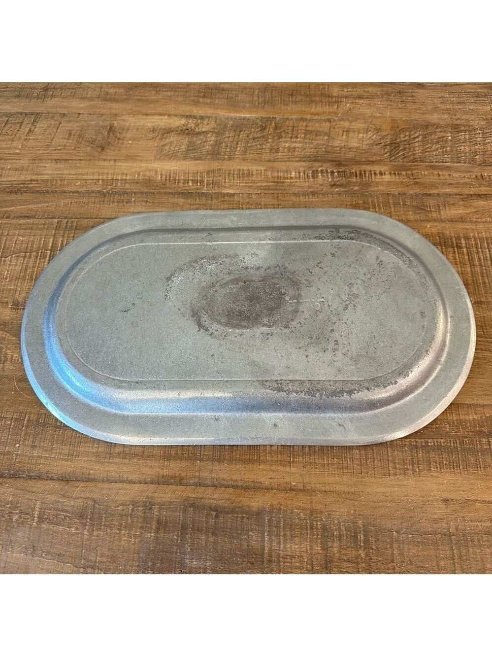 Vintage Wilton Armetale Pewter Oval Serving Tray with Ribbed Edges 18”x10.5” - Picture 5 of 12